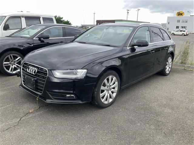 AUDI A4 2013