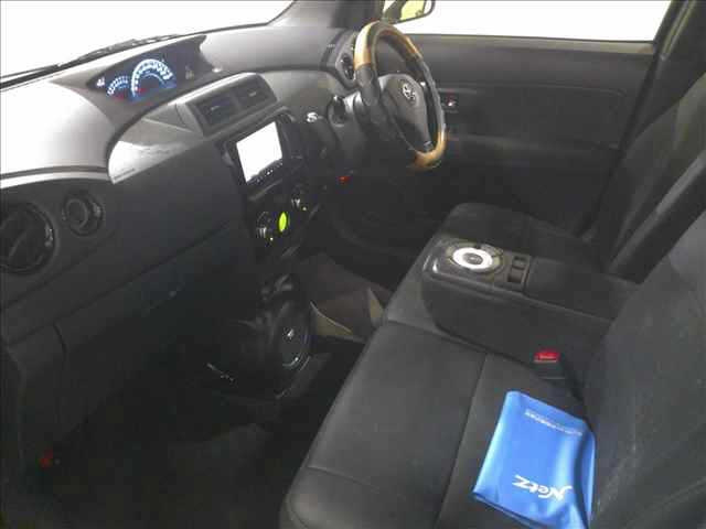 TOYOTA BB 2015