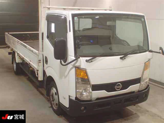 NISSAN ATLAS 2010