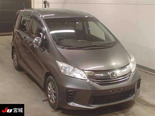 HONDA FREED 2016