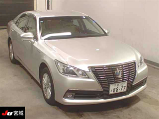 TOYOTA CROWN 2015