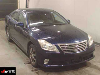 TOYOTA CROWN 2012