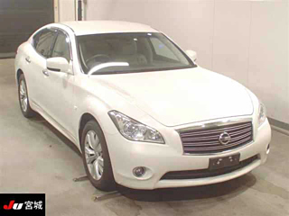 NISSAN FUGA 2012