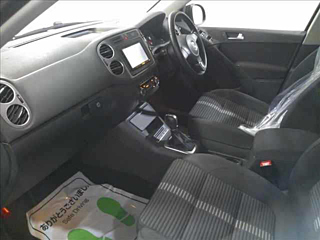 VOLKSWAGEN TIGUAN 2010
