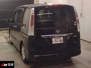 NISSAN SERENA 2011