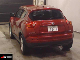 NISSAN JUKE 2011