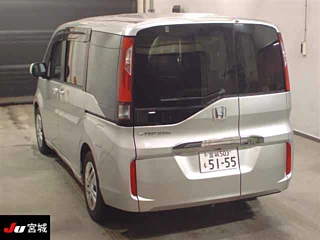 HONDA STEP WAGON 2016