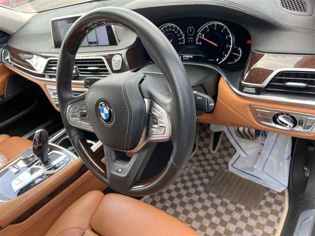BMW 7 SERIES 2016