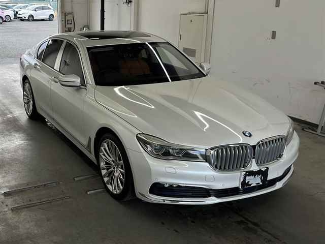 BMW 7 SERIES 2016