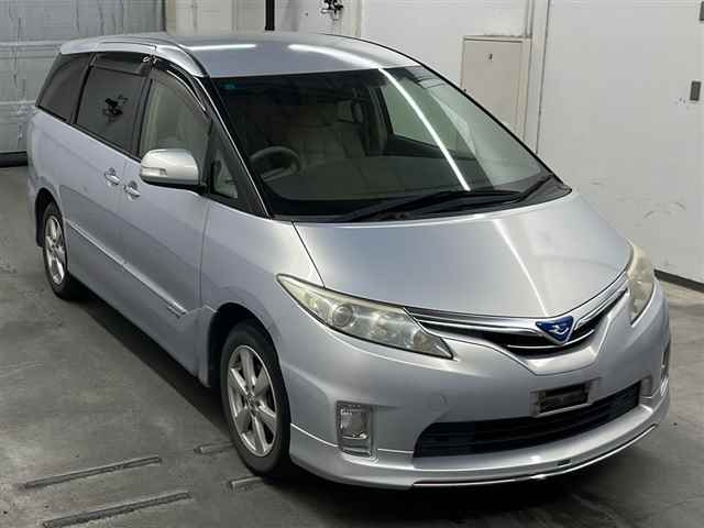 TOYOTA ESTIMA HYBRID 2011