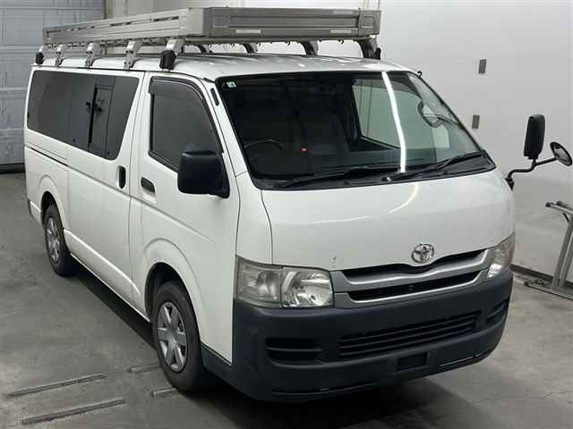 TOYOTA HIACE VAN 2008