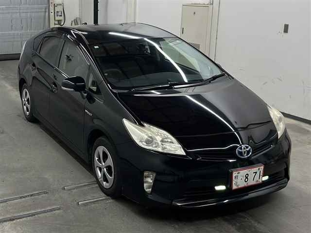 TOYOTA PRIUS 2012