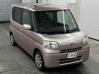 DAIHATSU TANTO 2012