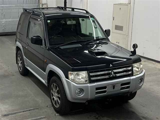 MITSUBISHI PAJERO MINI 2009