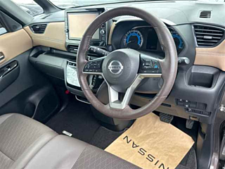 NISSAN ROOX 2020