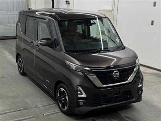 NISSAN ROOX 2020