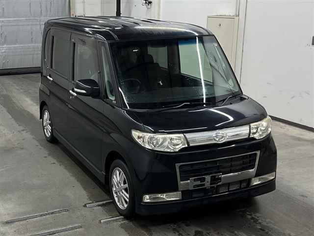 DAIHATSU TANTO 2010