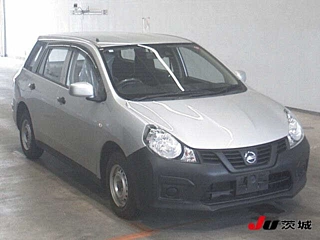 NISSAN AD 2019