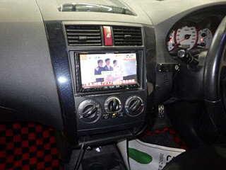 MITSUBISHI COLT 2010
