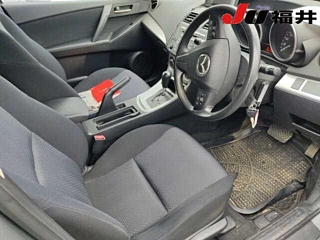 MAZDA AXELA 2009