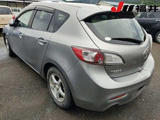MAZDA AXELA 2009