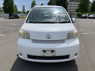 TOYOTA PORTE 2011