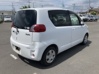 TOYOTA PORTE 2011