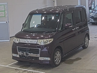 DAIHATSU TANTO 2010