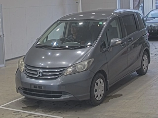 HONDA FREED 2010