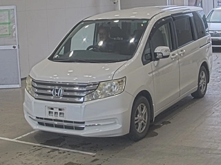 HONDA STEP WAGON 2012