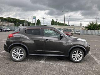 NISSAN JUKE 2010