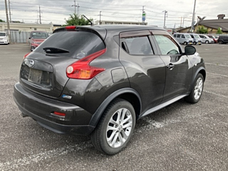 NISSAN JUKE 2010