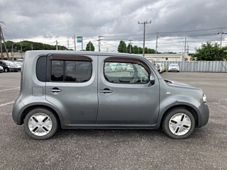 NISSAN CUBE 2011