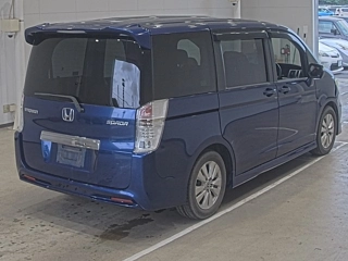 HONDA STEP WAGON 2010