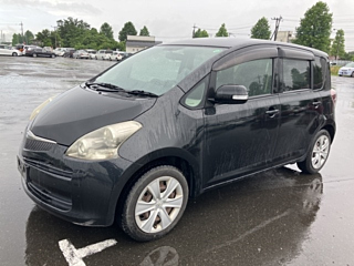 TOYOTA RACTIS 2010