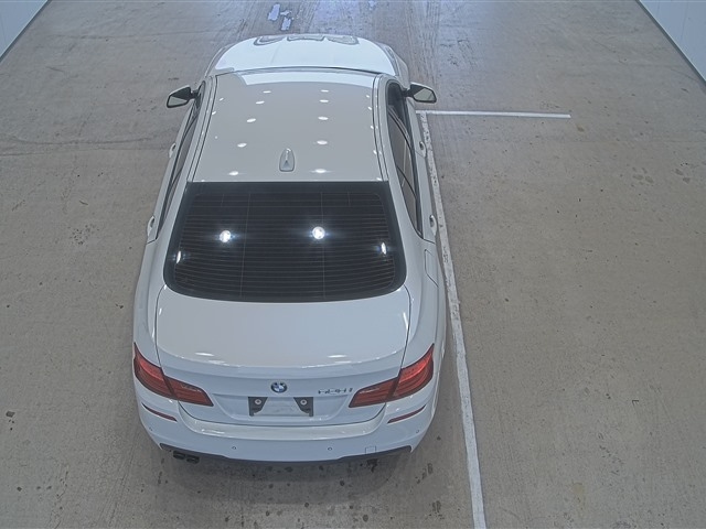 BMW 5 SERIES 2011