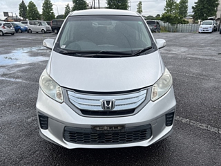 HONDA FREED 2013