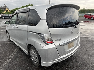 HONDA FREED 2013
