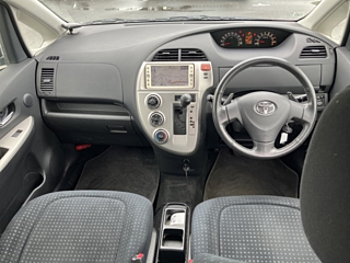 TOYOTA RACTIS 2010