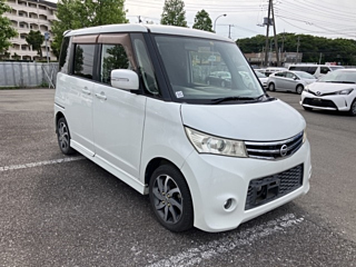 NISSAN ROOX 2010