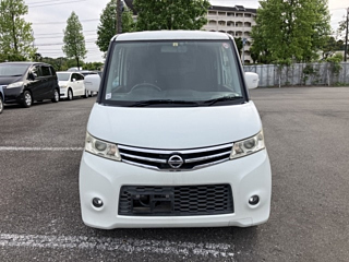 NISSAN ROOX 2010