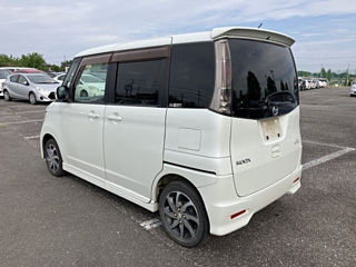 NISSAN ROOX 2010