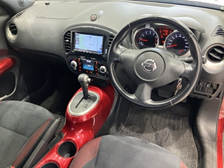 NISSAN JUKE 2011