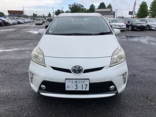 TOYOTA PRIUS 2012