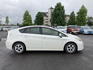 TOYOTA PRIUS 2012