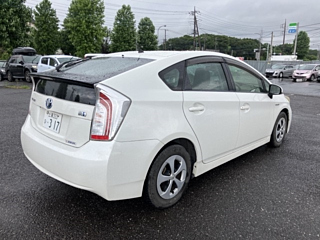 TOYOTA PRIUS 2012
