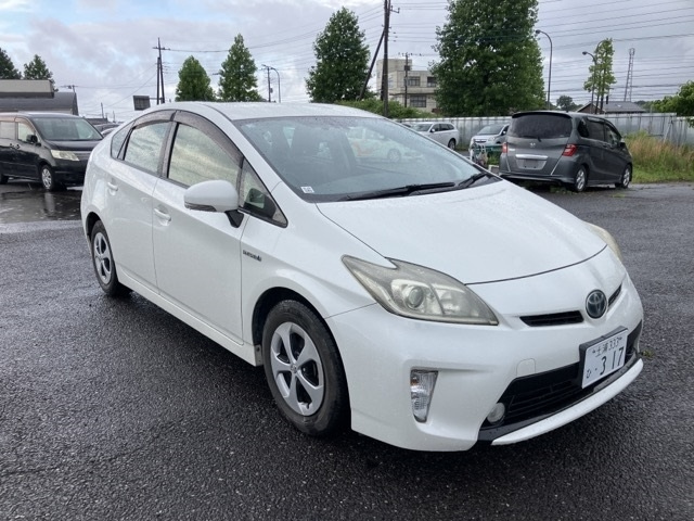 TOYOTA PRIUS 2012