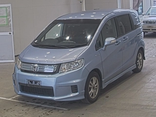 HONDA FREED 2013