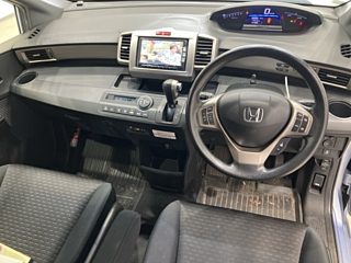 HONDA FREED 2013
