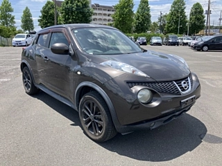 NISSAN JUKE 2011
